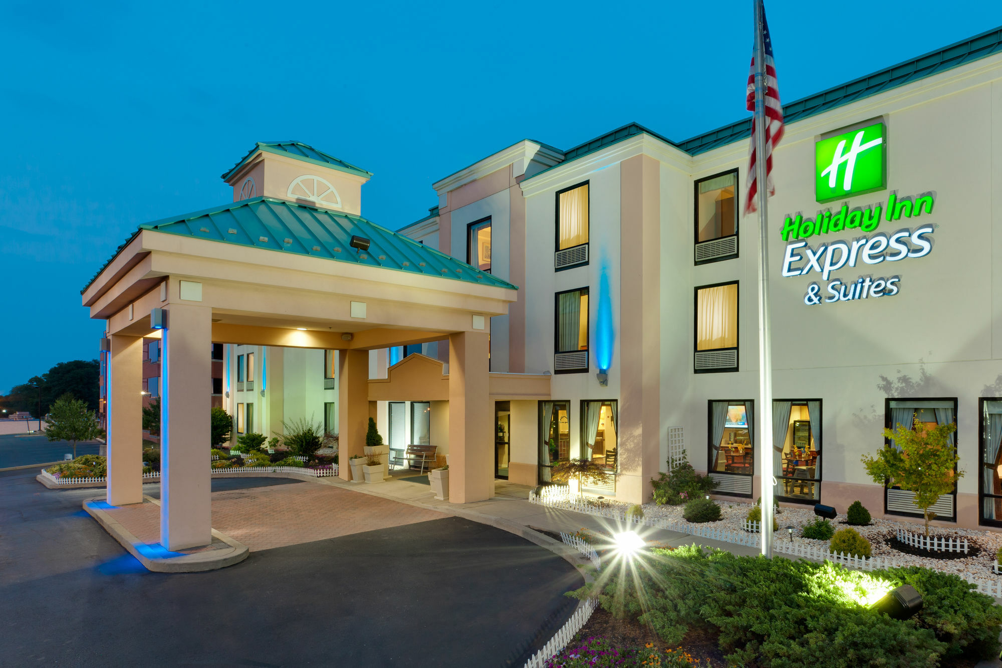 Holiday Inn Express & Suites Allentown-Dorney Park Area By Ihg Екстериор снимка