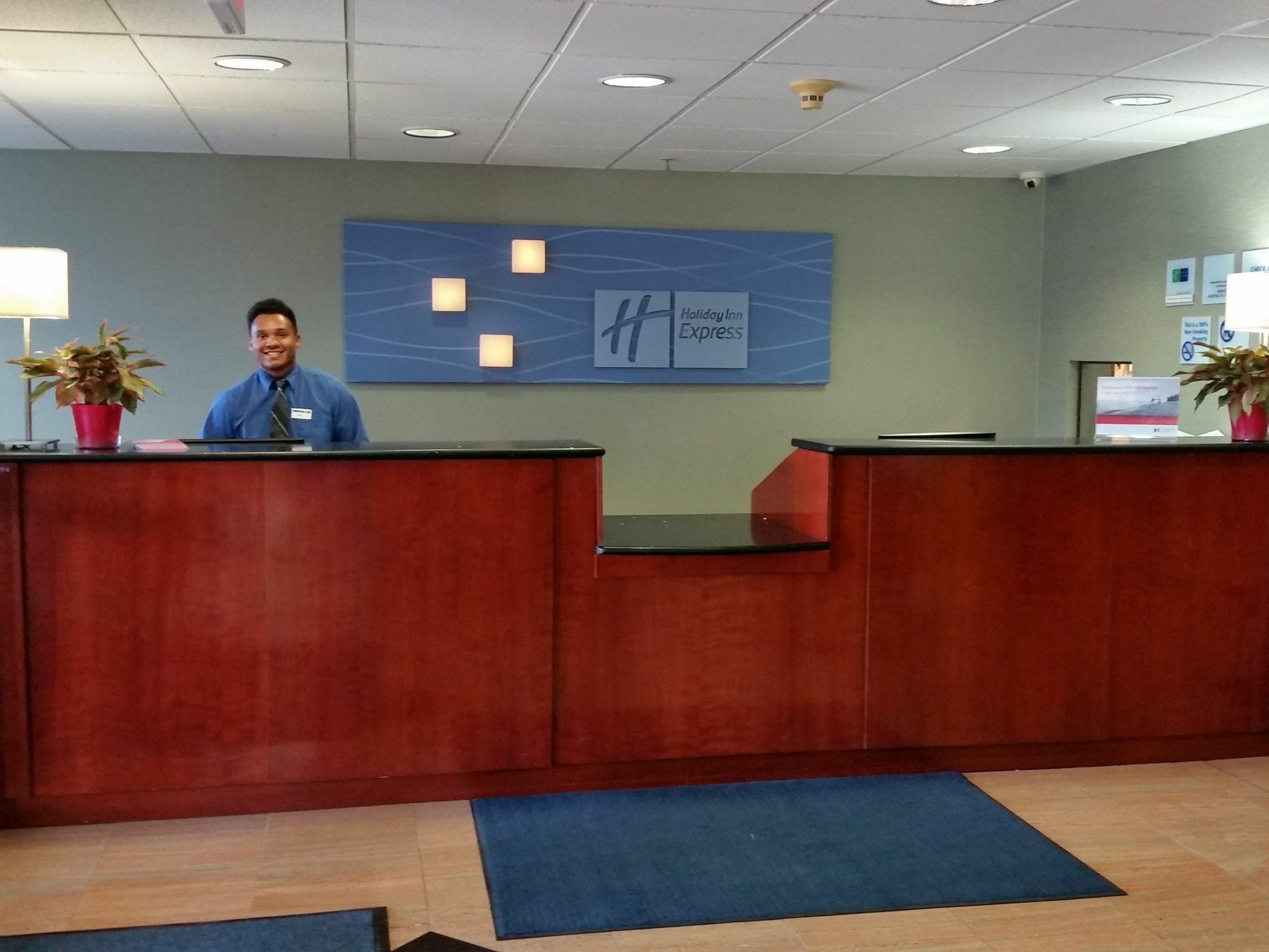 Holiday Inn Express & Suites Allentown-Dorney Park Area By Ihg Екстериор снимка